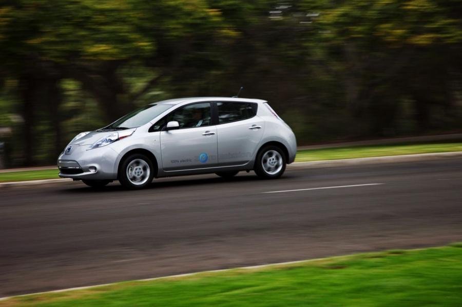  Nissan Leaf 2012 года  (фото 30 из 45)